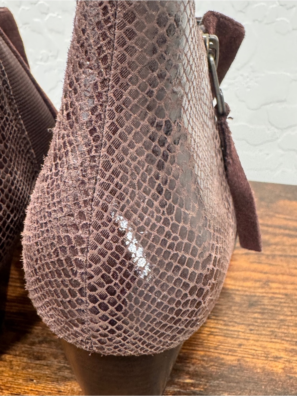 Vionic Anne Suede Ankle Booties Boots Women 8 Brown Snakeskin Print Chunky Heels - Picture 4 of 8